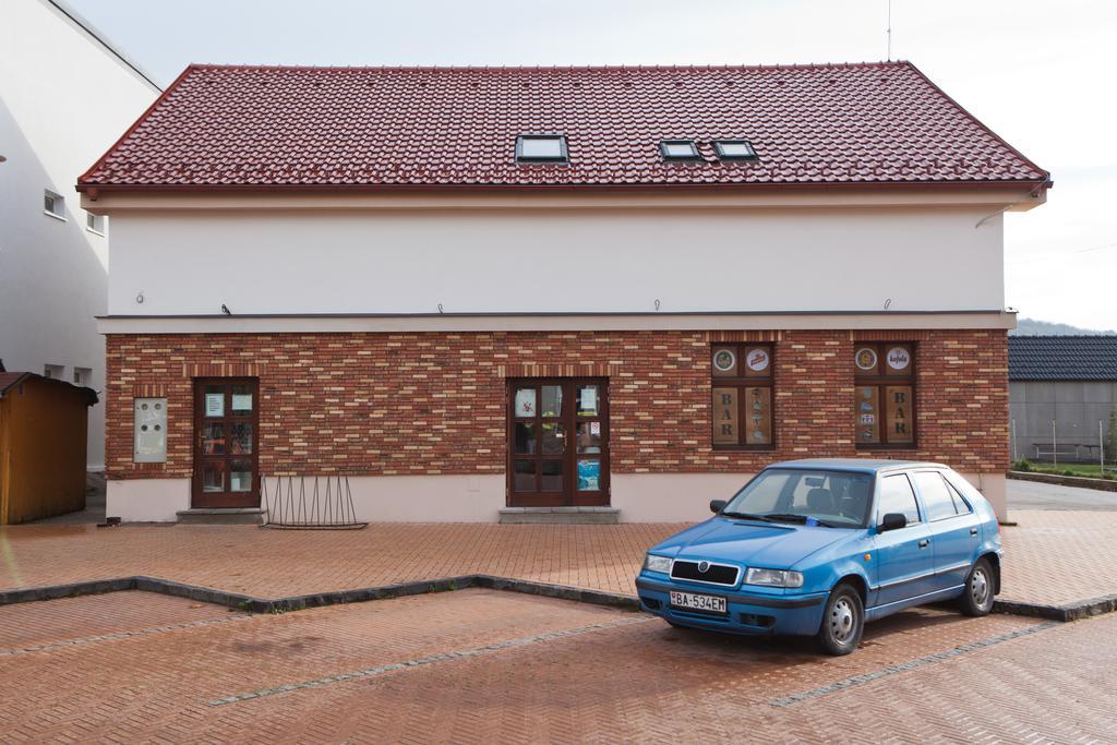 Penzion Ulicka Stupava Extérieur photo